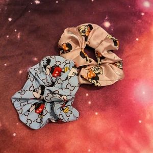 🐭🎀 2 Disney Mickey and Minnie Mouse Scrunchies pink and blue
